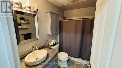 1041 Main Street Howick ON N0G 2X0