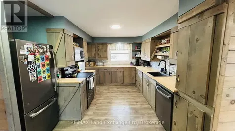 1041 Main Street Howick ON N0G 2X0