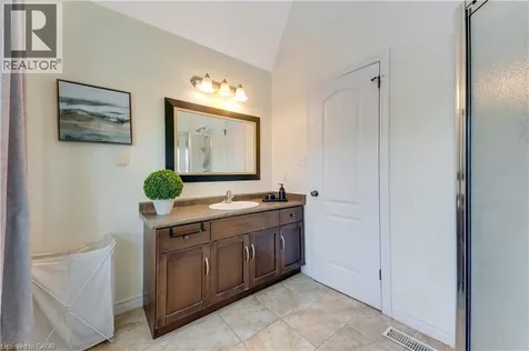 27 Tremaine Drive Kitchener ON N2A 4L9