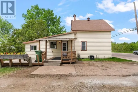 736 Pembroke Street West Pembroke ON K8A 5P6