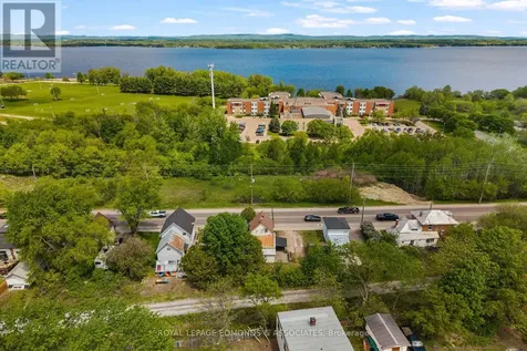 736 Pembroke Street West Pembroke ON K8A 5P6