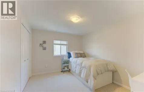 142 Upper Mercer Street Kitchener ON N2A 4N2