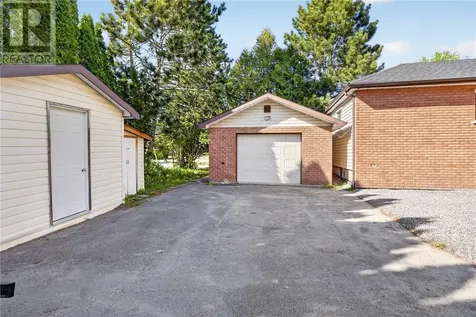 2792 Rheal Street Sudbury ON p3b 1v8
