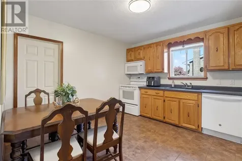 2792 Rheal Street Sudbury ON p3b 1v8