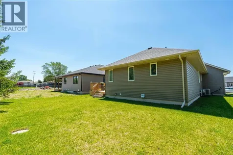 478 Katie Court Petrolia ON N0N 1R0