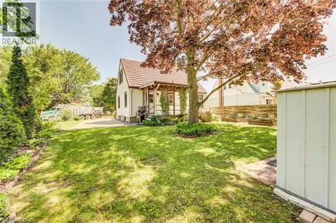 59 Lorne Crescent Kitchener ON N2M 3Y4