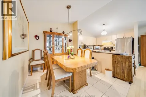 1739 Castleton Avenue Windsor ON N8P 1P5