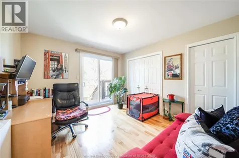 1739 Castleton Avenue Windsor ON N8P 1P5