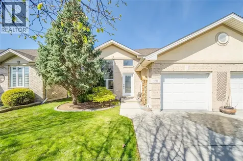 1739 Castleton Avenue Windsor ON N8P 1P5