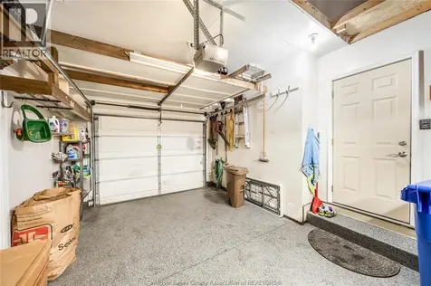 1739 Castleton Avenue Windsor ON N8P 1P5