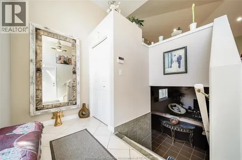 1739 Castleton Avenue Windsor ON N8P 1P5