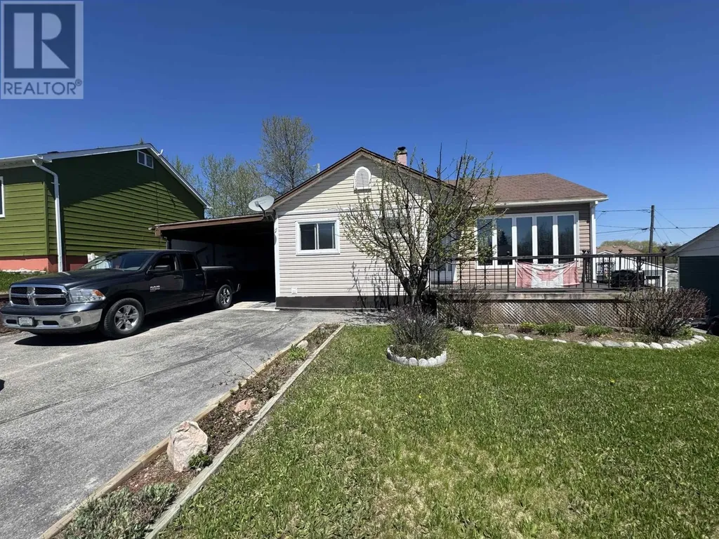 3 Falcon Drive Manitouwadge ON P0T 2C0