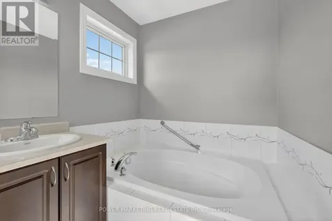 171 Lerta Way Ottawa ON K4A 0W5