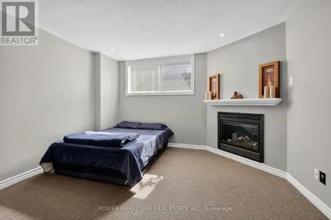 171 Lerta Way Ottawa ON K4A 0W5