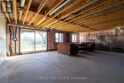 56 Langridge Way Cambridge ON N1S 0E7