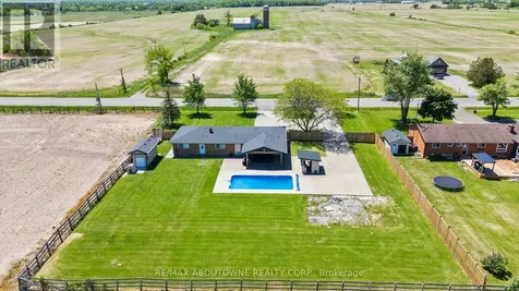 214 Binbrook Road Hamilton ON L0R 1C0