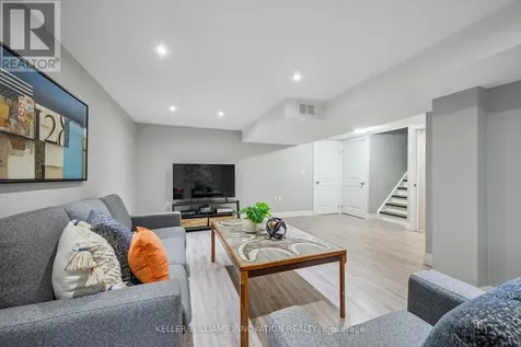 31 Glen Lake Crescent Kitchener ON N2N 1C4