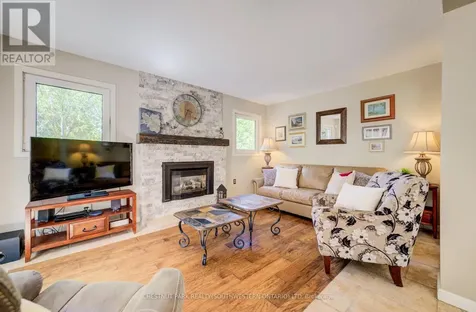 135 Royal Orchard Drive Waterloo ON N2N 1S2