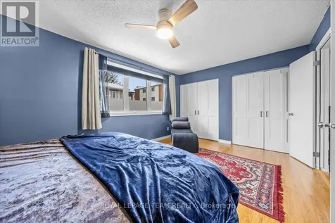 1137 Chimney Hill Way Ottawa ON K1J 8Z7