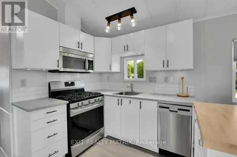 1376 Tigerlily Private Ottawa ON K0A 1V0