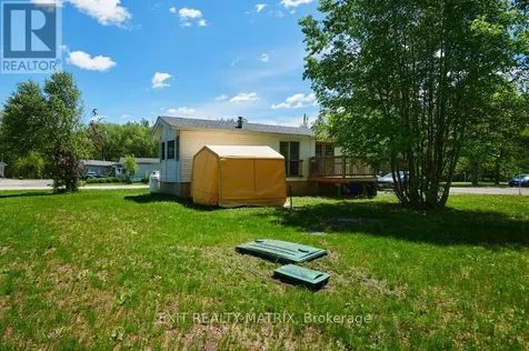 1376 Tigerlily Private Ottawa ON K0A 1V0