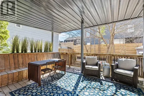 330 Winona Avenue Ottawa ON K1Z 5H4