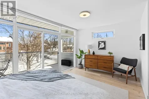330 Winona Avenue Ottawa ON K1Z 5H4