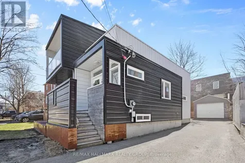 330 Winona Avenue Ottawa ON K1Z 5H4