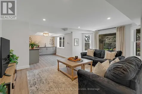 23 Handorf Drive Cambridge ON N3C 3Y2