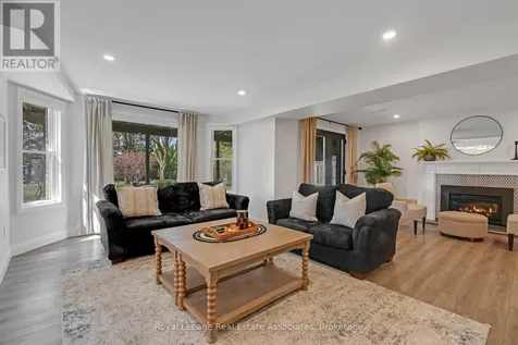 23 Handorf Drive Cambridge ON N3C 3Y2