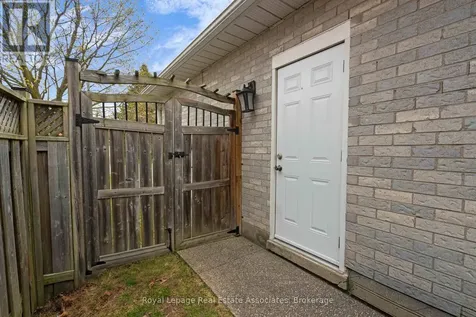 23 Handorf Drive Cambridge ON N3C 3Y2
