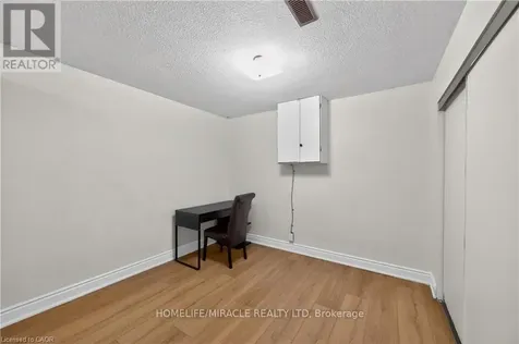 217 Pinegrove Crescent Waterloo ON N2L 4V2