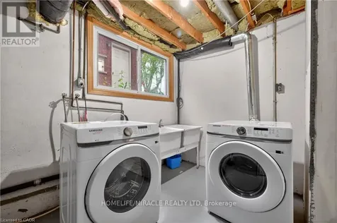 217 Pinegrove Crescent Waterloo ON N2L 4V2