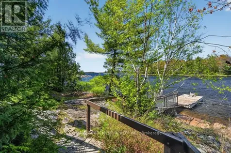 29 Ginn-beach Drive The Archipelago (archipelago North) ON P0G 1G0