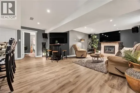 202 Brookmead Street Elmira ON N3B 3N8