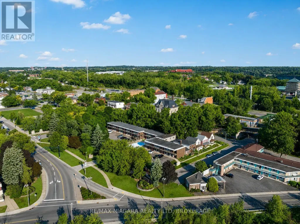 4625 Cataract Avenue Niagara Falls (downtown) ON L2E 3M3