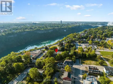 4625 Cataract Avenue Niagara Falls (downtown) ON L2E 3M3