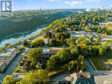4625 Cataract Avenue Niagara Falls (downtown) ON L2E 3M3