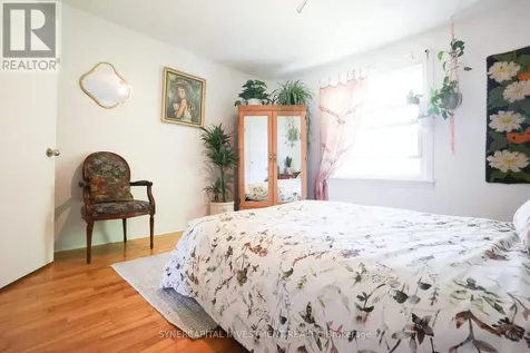 2502 Clementine Boulevard Ottawa ON K1V 8E4