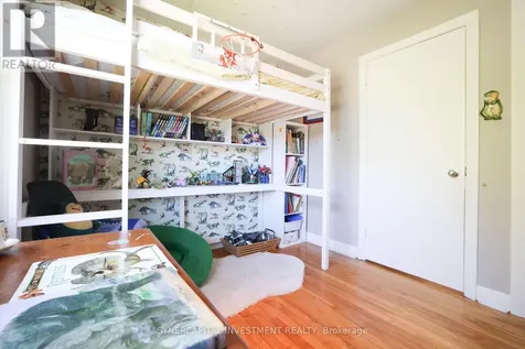 2502 Clementine Boulevard Ottawa ON K1V 8E4