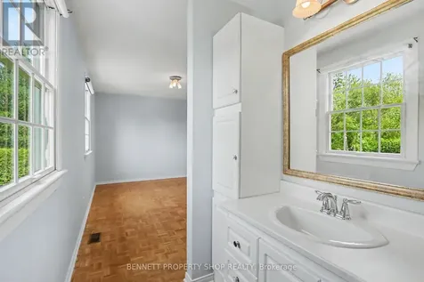 5449 Riverside Crescent Ottawa ON K4M 1G9