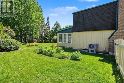 5449 Riverside Crescent Ottawa ON K4M 1G9