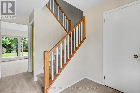 5449 Riverside Crescent Ottawa ON K4M 1G9
