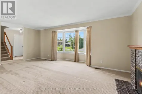 5449 Riverside Crescent Ottawa ON K4M 1G9