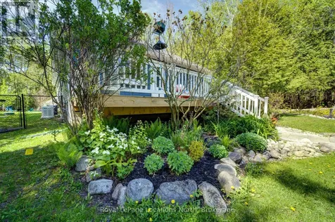 2 Maplewood Drive Tiny ON L0L 1P1