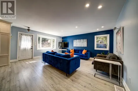 2 Maplewood Drive Tiny ON L0L 1P1