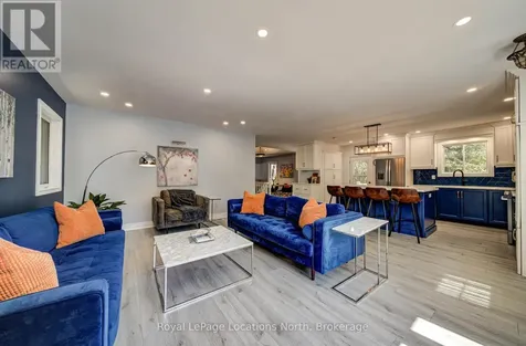 2 Maplewood Drive Tiny ON L0L 1P1