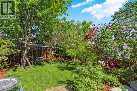 1089 Copper Leaf Crescent Kitchener ON N2E 3W4