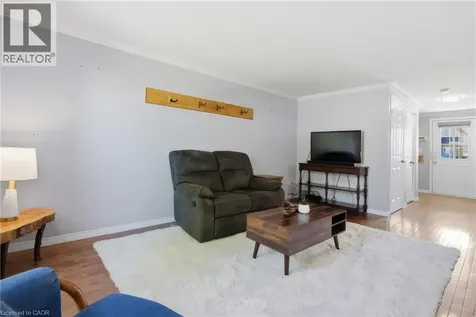 1089 Copper Leaf Crescent Kitchener ON N2E 3W4