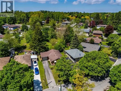 93 Oakwood Avenue Simcoe ON N3Y 4S1